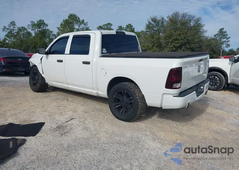 2017 Ram 1500 Express 4X4 5'7 Box z USA, uszkodzony, nr VIN 3C6RR7KT8HG710274